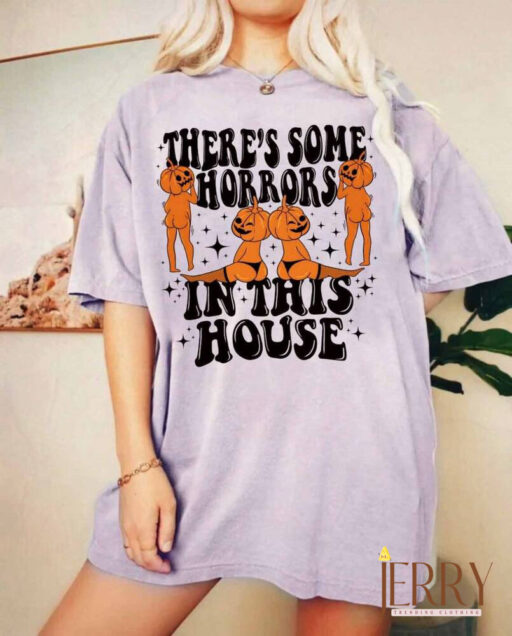 Funny Halloween Shirt for Wife, There's Some Horrors In This House Shirt, Retro Halloween Shirt, Funny Pumpkin Shirt, Spooky Season Shirt