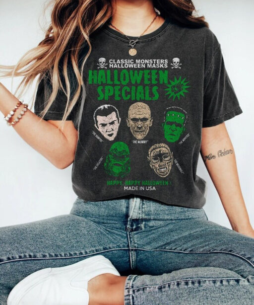 Halloween Character shirt, Halloween shirt, Scream, Ghostface, Horror Character Halloween shirt, Myers, woodsboro, Favorite Scary movie