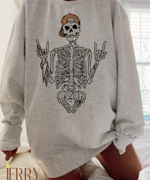 Halloween Skeleton Sweatshirt, Y2K Sweatshirt, Halloween Women Oversize Sweatshirt, Halloween Skeleton Sweater, Halloween Skull Sweatshirt
