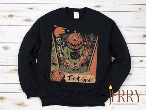 Halloween Trick or Treat Vintage Sweatshirt, Halloween Women Top, Halloween Sweatshirt Pumpkin Cat, Pumpkin Spice Sweatshirt, Swoosh Sweater