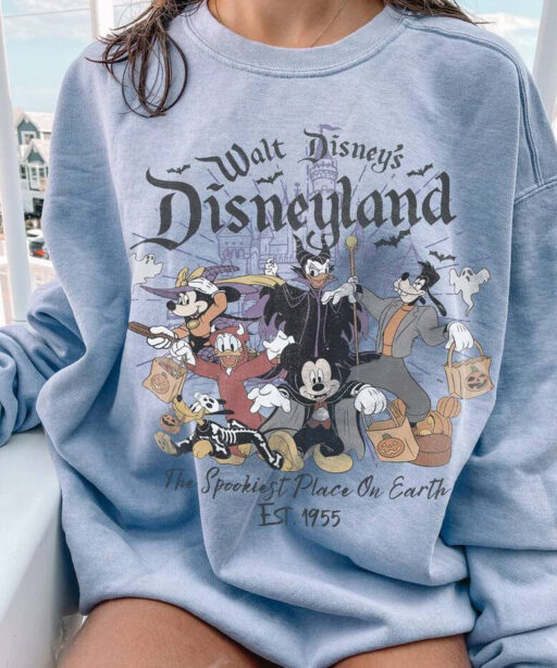 Mickey and friends halloween shirt, mickey witch, Disneyland Halloween, Mickey horror, Mickey scary halloween, retro mickey mouse halloween