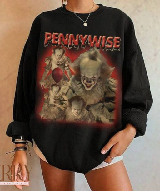 Pennywise Shirt Comfort Sweatshirt, IT Movie Vintage Tshirt, Pennywise 90s Graphic Sweatshirt, Halloween Sweatshirt, Horror Movie Sweatshirt