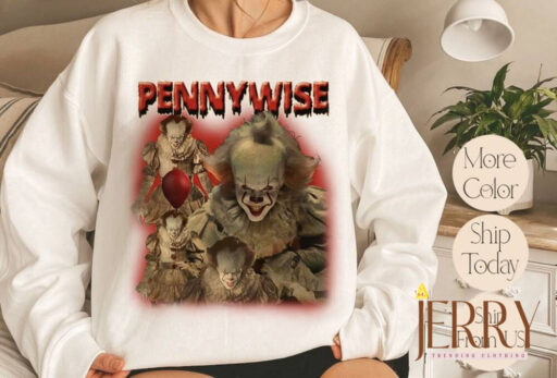 Pennywise Shirt Comfort Sweatshirt, IT Movie Vintage Tshirt, Pennywise 90s Graphic Sweatshirt, Halloween Sweatshirt, Horror Movie Sweatshirt