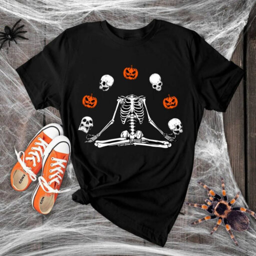 Pumpkin Halloween Sweatshirt, Skeleton Halloween Shirt, Pumpkin Shirt, Fall Sweatshirt for Women, Halloween Shirt, Spooky Season Shirt