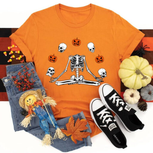 Pumpkin Halloween Sweatshirt, Skeleton Halloween Shirt, Pumpkin Shirt, Fall Sweatshirt for Women, Halloween Shirt, Spooky Season Shirt