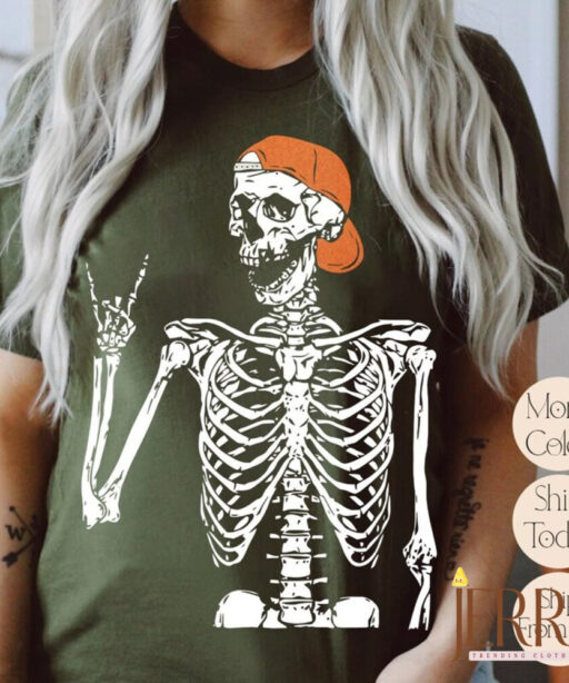 Retro Skeleton Halloween T-Shirt, Cool Stay Spooky Skeleton Hands Shirt, Skeleton Hands Shirt, Horror Shirt, Skull Shirt, Spooky Season