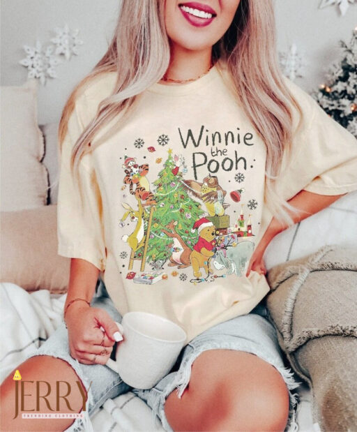 Retro Winnie The Pooh Christmas shirt, Pooh Sweatshirt, winnie the pooh xmas, Pooh and friends, Disney winnie the pooh, disney pooh bear tee