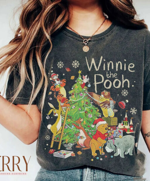 Retro Winnie The Pooh Christmas shirt, Pooh Sweatshirt, winnie the pooh xmas, Pooh and friends, Disney winnie the pooh, disney pooh bear tee