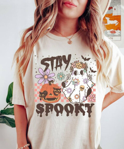 Stay Spooky T-Shirt, Spooky Vibe Shirt, Halloween T-shirt, Cool Halloween shirt, Funny Halloween shirt, Halloween Tee, Smiley Spooky Shirt