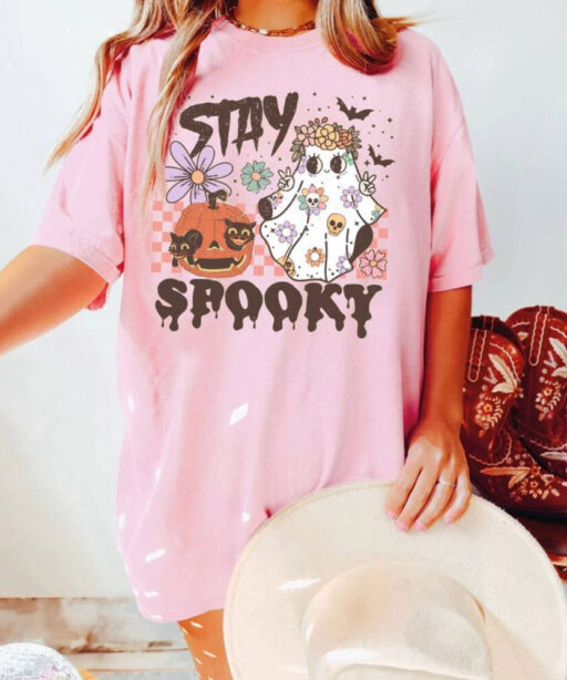 Stay Spooky T-Shirt, Spooky Vibe Shirt, Halloween T-shirt, Cool Halloween shirt, Funny Halloween shirt, Halloween Tee, Smiley Spooky Shirt