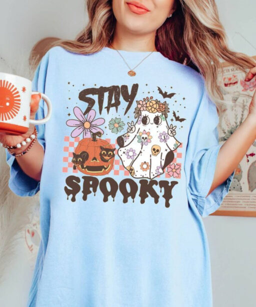 Stay Spooky T-Shirt, Spooky Vibe Shirt, Halloween T-shirt, Cool Halloween shirt, Funny Halloween shirt, Halloween Tee, Smiley Spooky Shirt