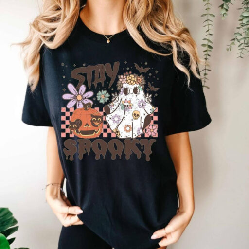 Stay Spooky T-Shirt, Spooky Vibe Shirt, Halloween T-shirt, Cool Halloween shirt, Funny Halloween shirt, Halloween Tee, Smiley Spooky Shirt