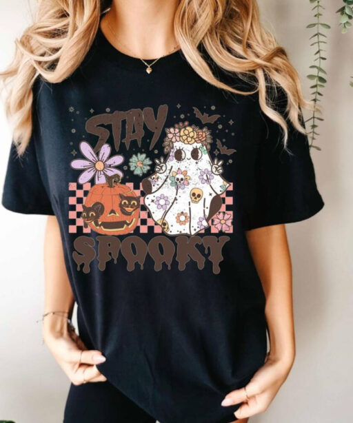 Stay Spooky T-Shirt, Spooky Vibe Shirt, Halloween T-shirt, Cool Halloween shirt, Funny Halloween shirt, Halloween Tee, Smiley Spooky Shirt