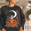 Vintage Black Cat on Pumpkin Sweatshirt, Cat Halloween Sweatshirt, Black Cat Sweater, Halloween Black Cat Design