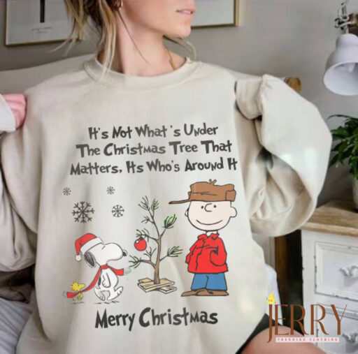 Vintage Disney Christmas Tree Shirt, Snoopy Christmas, Cartoon Disneyland, Snoopy Christmas Tree, xmas snoopy, Merry christmas, disney trip