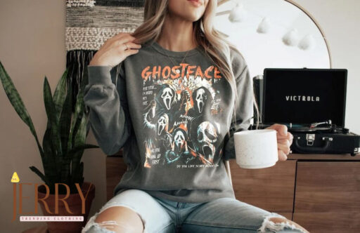 Vintage Halloween Ghost Face Comfort Sweatshirt, Halloween Unisex Comfort Sweatshirt