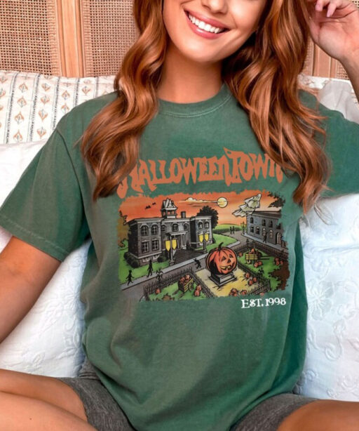 Vintage Halloween Town Est 1998 Sweatshirt, Halloweentown University Sweatshirt, Pumpkin Halloweentown Shirt, Halloween Party Gift Halloween