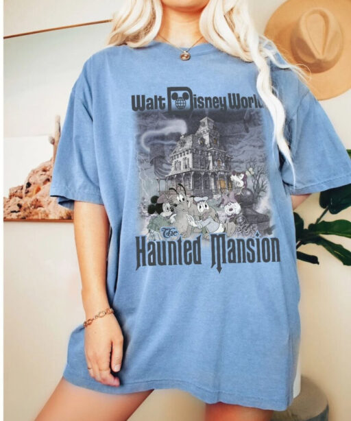 Vintage Haunted Mansion Shirt, Mickey and friend halloween, Halloween mickey, Haunted Mansion 1969, Disneyland Halloween, Disney halloween