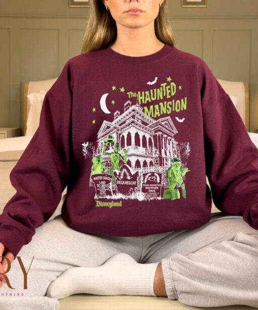 Vintage Haunted Mansion Sweatshirt, The Haunted Mansion Sweatshirt, Disneyland Halloween Sweatshirt, Stretching Room Sweatshirt