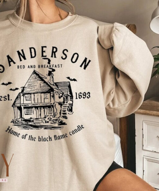 Vintage Sanderson Witch Museum Vintage Sweatshirt, Sanderson Sisters, Witch Sweatshirt, Halloween Sweatshirt