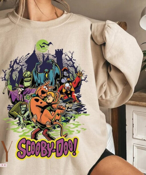 Vintage Scooby Doo Sweatshirt, Halloween Sweatshirt, Scooby Doo Halloween Sweatshirt, Horror Movie Sweatshirt, Halloween Party Sweatshirt