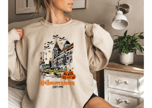 Halloweentown 1998 Sweatshirt,Pumpkin Halloween Sweatshirt,Halloweentown University Sweatshirt,Spooky Season,Halloween Shirt,Halloween Gift