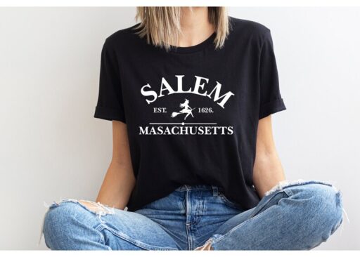 Salem Massachusetts Shirt,Halloween Sweatshirt,Halloween Witch Women's Sweatshirt,Sanderson Sisters Sweatshirt,Halloween Shirt,Spooky Vibes