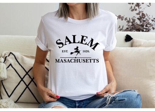 Salem Massachusetts Shirt,Halloween Sweatshirt,Halloween Witch Women's Sweatshirt,Sanderson Sisters Sweatshirt,Halloween Shirt,Spooky Vibes