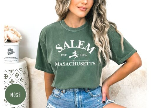 Comfort Colors Salem Massachusetts Shirt,Halloween Sweatshirt,Halloween Witch Women Sweatshirt,Sanderson Sisters Sweatshirt,Halloween Shirt