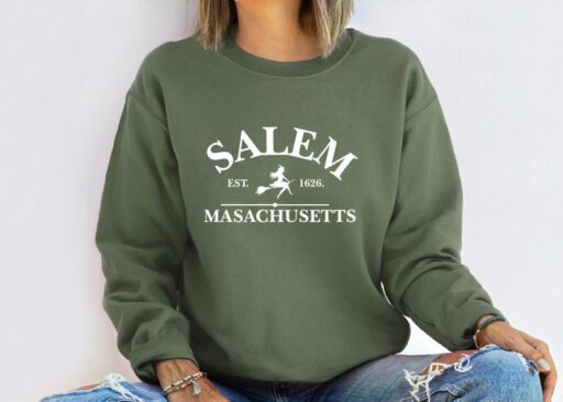 Salem Massachusetts Sweatshirt,Halloween Sweatshirt,Halloween Witch Women's Sweatshirt,Sanderson Sisters Sweatshirt,Halloween Shirt,Spooky