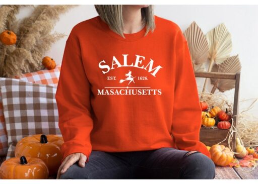 Salem Massachusetts Sweatshirt,Halloween Sweatshirt,Halloween Witch Women's Sweatshirt,Sanderson Sisters Sweatshirt,Halloween Shirt,Spooky