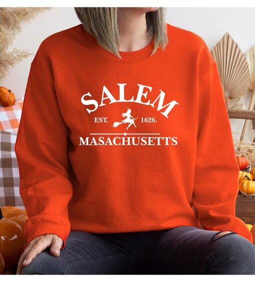 Salem Massachusetts Sweatshirt,Halloween Sweatshirt,Halloween Witch Women's Sweatshirt,Sanderson Sisters Sweatshirt,Halloween Shirt,Spooky