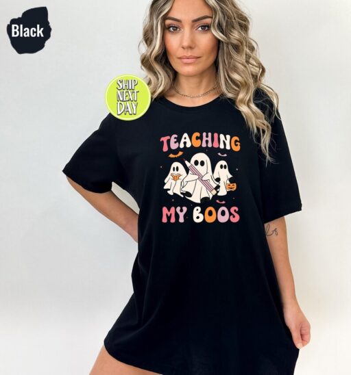 Teaching My Boos T-Shirt, Halloween Teacher shirt, Teach Tshirt, Teacher Shirt, Cute Halloween Shirt for Teachers, Sppoky Teacher Gift-HC60