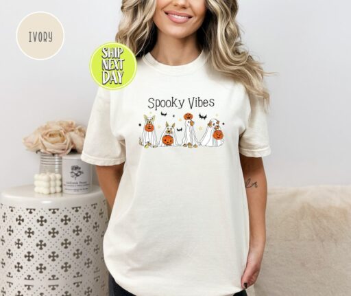 Ghost Dog Friends T-Shirt, Spooky Vibes Dog Shirt, Dog Lovers Halloween TShirt,Dog Mom Halloween T-Shirt,Halloween Party, Spooky Season-HC46