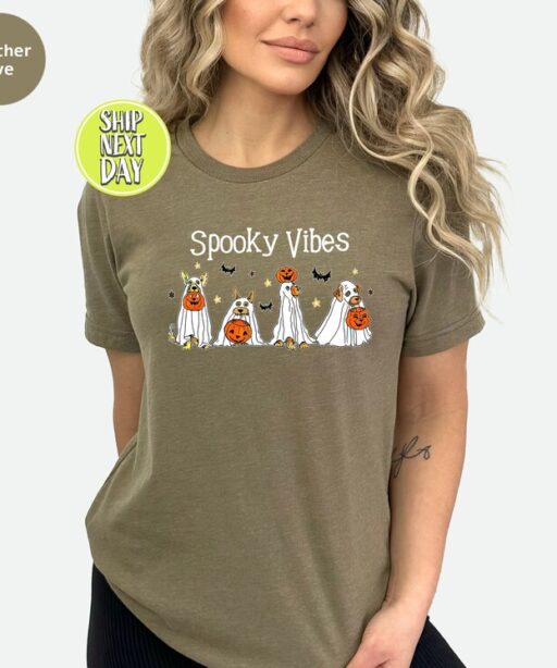 Ghost Dog Friends T-Shirt, Spooky Vibes Dog Shirt, Dog Lovers Halloween TShirt,Dog Mom Halloween T-Shirt,Halloween Party, Spooky Season-HC46