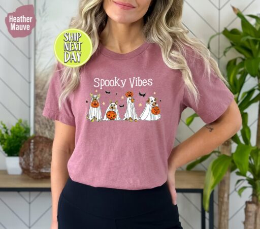 Ghost Dog Friends T-Shirt, Spooky Vibes Dog Shirt, Dog Lovers Halloween TShirt,Dog Mom Halloween T-Shirt,Halloween Party, Spooky Season-HC46