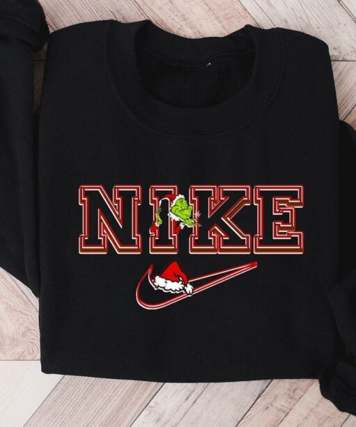 Nike Grinch Christmas Hat Print Sweatshirt