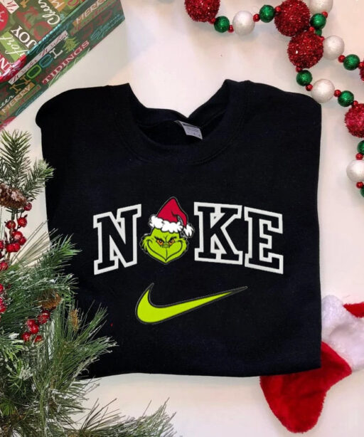 Vintage Nike Santa Grinch Face Print Sweatshirt