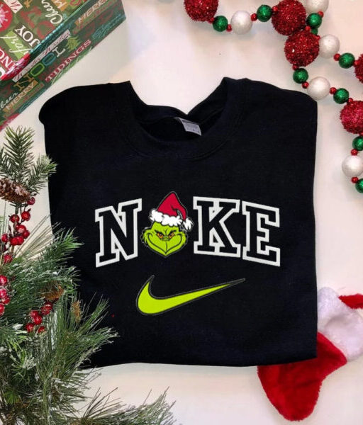 Vintage Nike Santa Grinch Face Print Sweatshirt