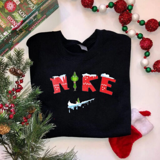 Snow Smelting Nike Grinch Xmas Sweatshirt