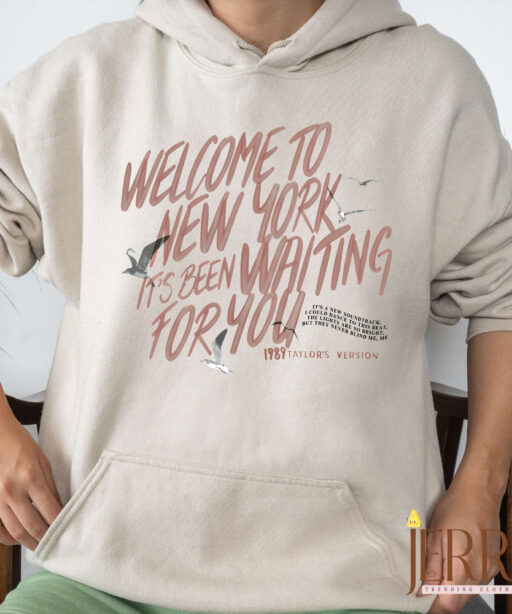 Vintage 1989 Taylor's Version Welcome To New York Sweatshirt