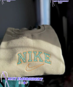 Green Nike Logo Embroidered Crewneck Sweatshirt, Perfect Gift For Dad