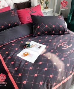 Cheap Black Pink Caro Chanel Bedding Set For Luxury Bedroom, Chanel Bedroom Set