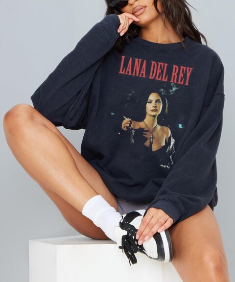 Lana Del Ray Retro 90s Tee