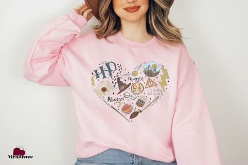 Pottery Witch Heart Valentine Harry Potter Universal Studios Sweatshirt