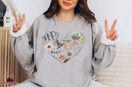 Pottery Witch Heart Valentine Harry Potter Universal Studios Sweatshirt