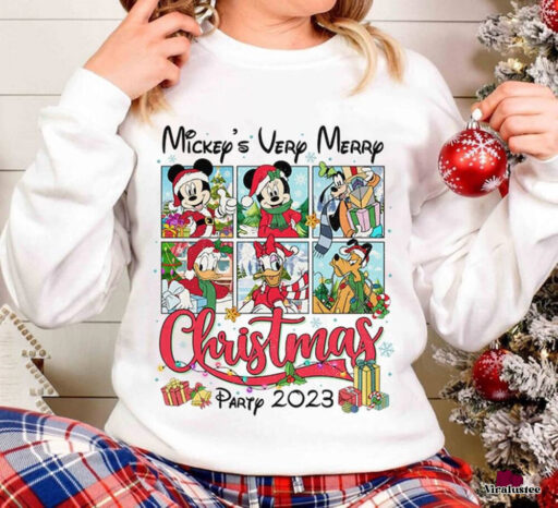 Vintage Mickey And Co 1928 Family Trip Sweatshirt