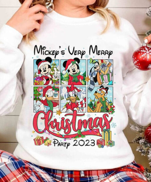 Vintage Mickey And Co 1928 Family Trip Sweatshirt