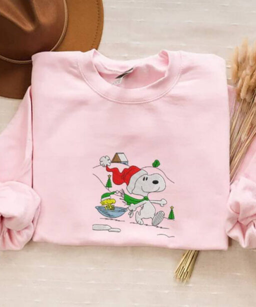 Christmas Snoopy Embroidery Sweatshirt