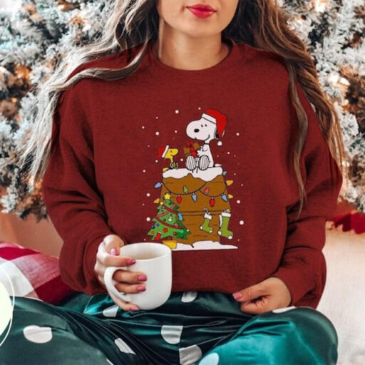 Retro The Peanuts Snoopy Woodstock Christmas Sweatshirt